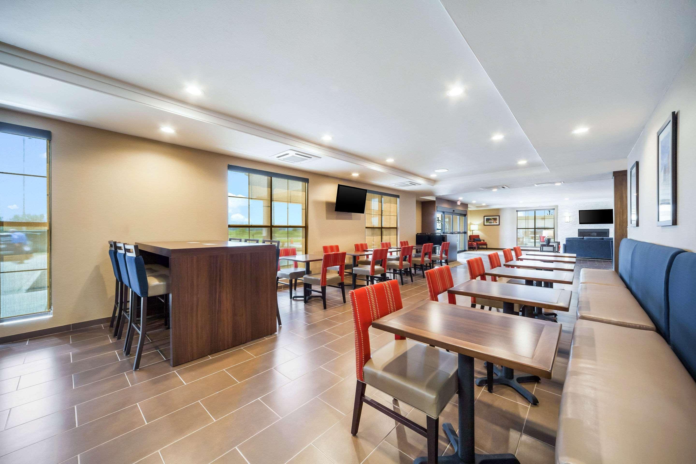 Comfort Inn & Suites North Platte I-80 Екстериор снимка