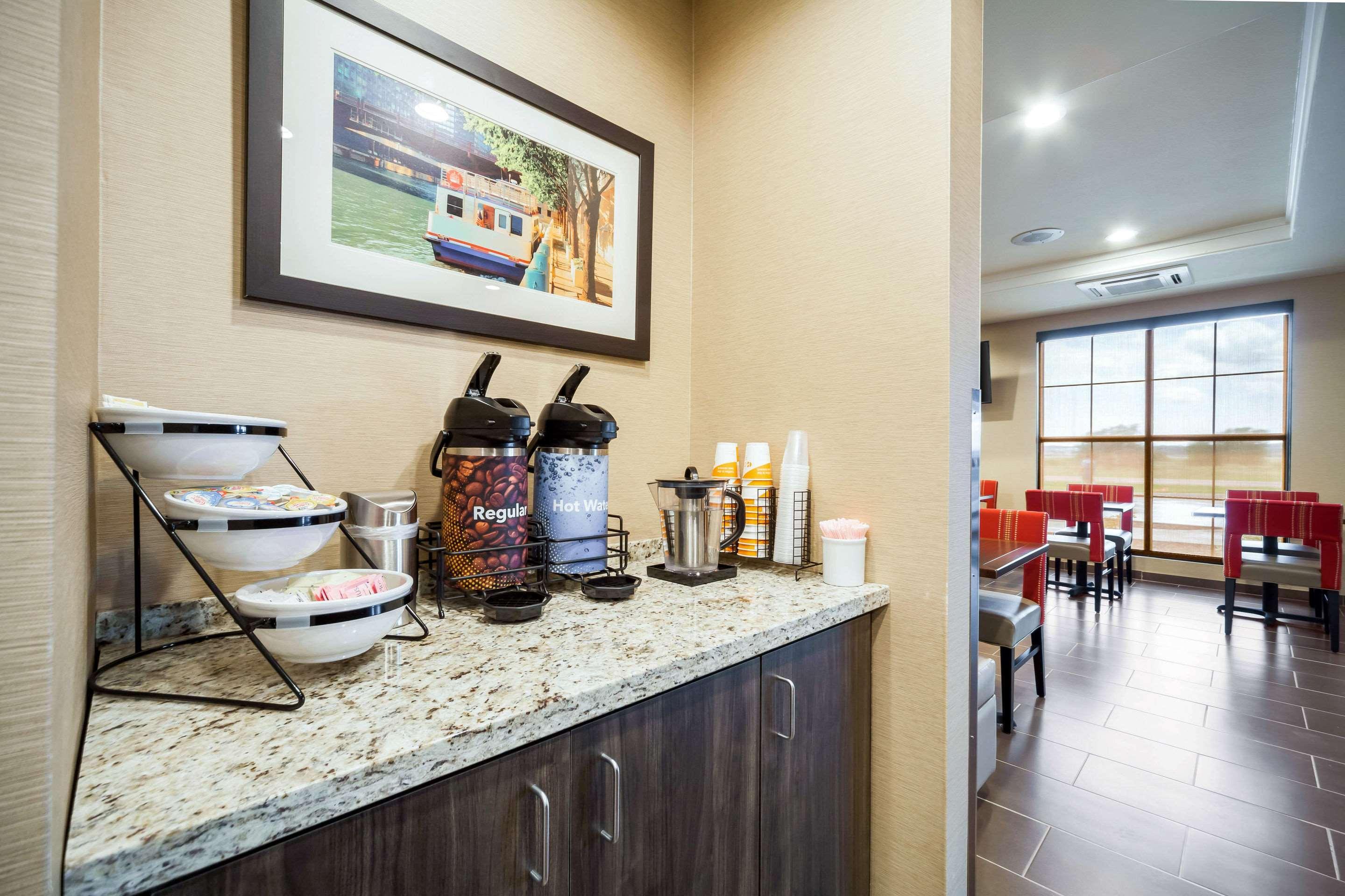 Comfort Inn & Suites North Platte I-80 Екстериор снимка